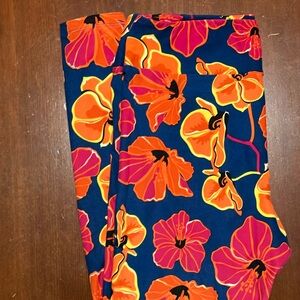 LuLaRoe TC Leggings V21